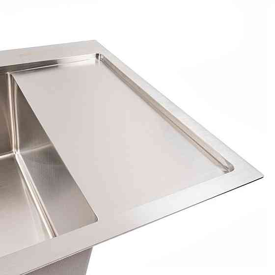 VALESO Кухонний комплект: Мийка Valeso Handmade (65x50 см) нержавійка + Змішувач FC-1 з висувно Киев