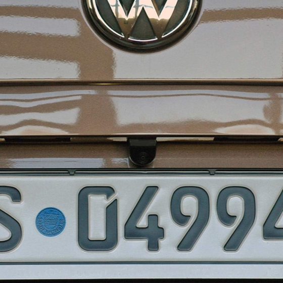 Автомобильная универсальная камера заднего вида E303 AHD Киев