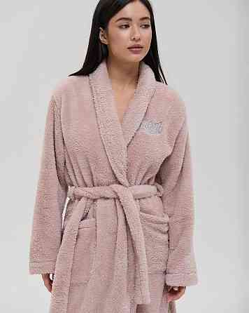 Теплий однотонний жіночий халат Nicoletta Queen — Велюрсофт 94118 Київ