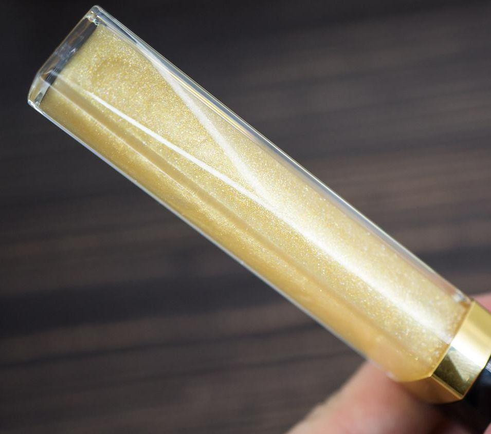 Увлажняющий блеск для губ Chanel Rouge Coco Gloss 774 Excitation Славянск - изображение 6