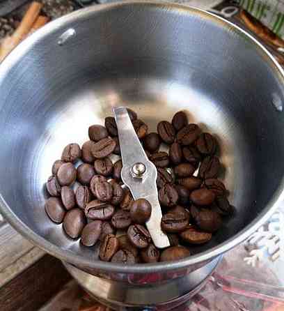 Кофемолка.Кавомолка інерційна.кофемолка 300 ватт. Киев