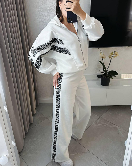 Жіночий стильний повсякденний костюм замша на дайвінзі Молочний, 54/56 Одеса - фото 1