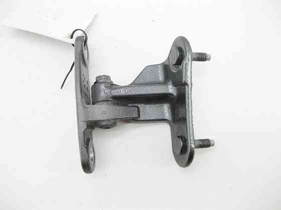 Mercedes-Benz  A1667300137 Петля задніх лівих дверей верхня ML/GLE W166 GL/GLS X166 Одеса