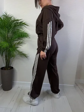 Комфортний та зручний Костюм з лампасами Одеса