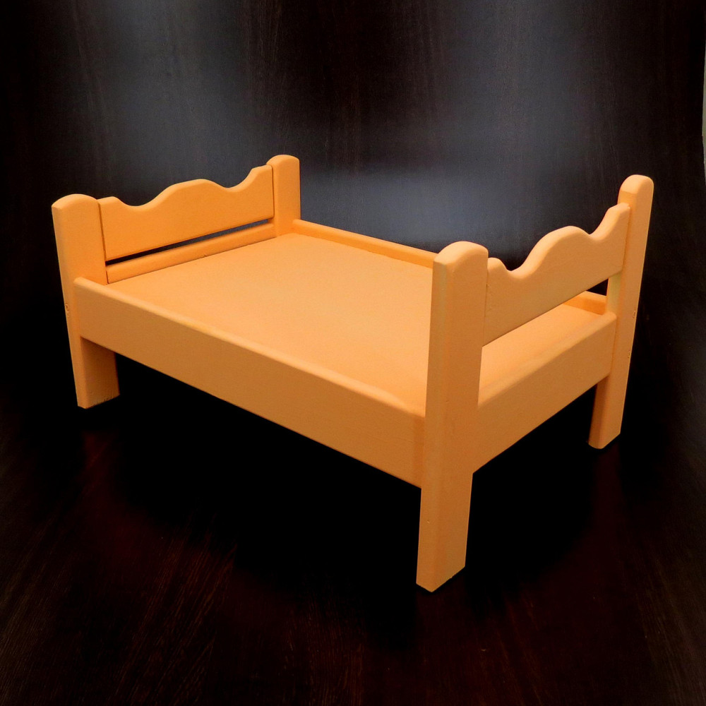 Кровать для кукол 