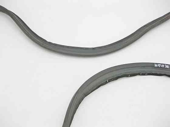 Mercedes-Benz  A1647401378 Ущільнювальна гумка прорізу багажника GL X164 Одеса