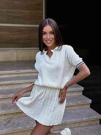 Женский стильный прогулочный костюм двойка: футболка поло + юбка вязка Молочный Одесса