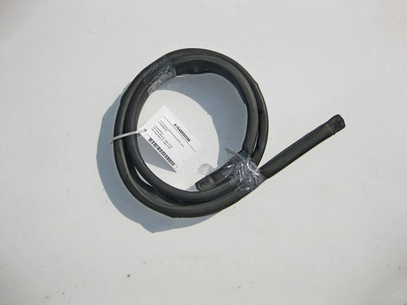 Mercedes-Benz  A1648890098 Ущільнювач капота на моторному щиті ML W164 GL X164 Одесса - изображение 1