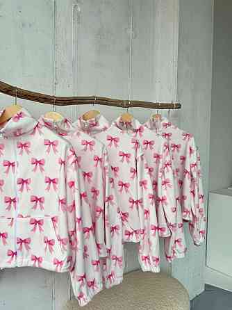 Женская стильная теплая худи с принтом на флисе Одесса