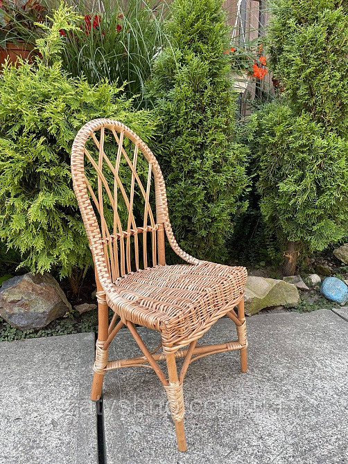 Стульчик плетеный кухонный Киев - изображение 2