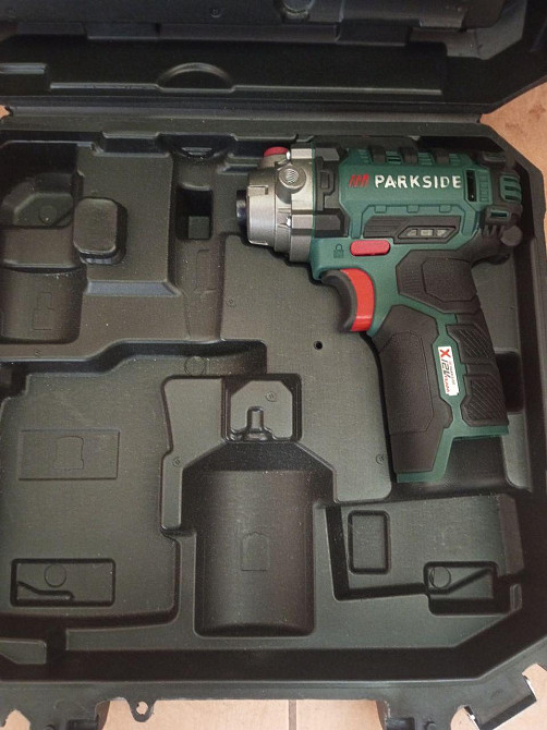 Полірувальна машина акумуляторна Parkside PAAP 12 C3 (НЕ ПРАЦЮЄ) Полтава - изображение 1