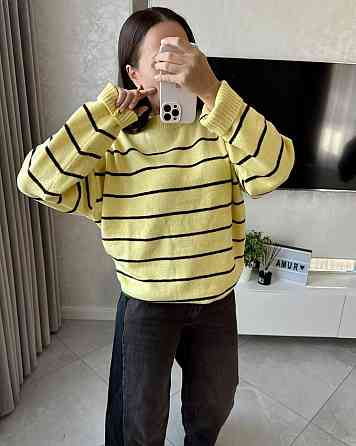 Жіночий затишний оверсайз светр у смужку машинне в'язання Жовтий Одеса