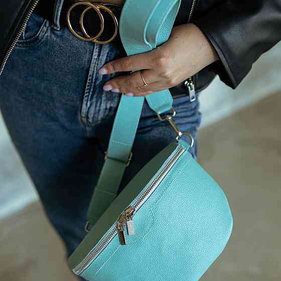 Жіноча шкіряна бананка, сумка з натуральної шкіри, стильна і вишукана жіноча сумочка бірюзаMasterSem Київ