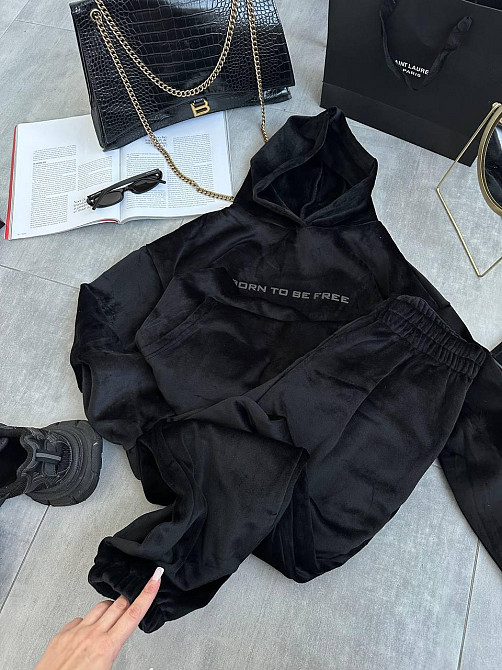 Стильный женский теплый костюм из плотного двустороннего велюра. Одесса - изображение 3