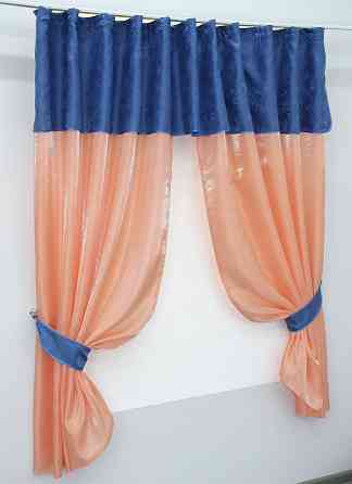 Кухонные шторы VR-Textil № 073к с ламбрекеном и подхватами персиковый с синим 270х170 см (52-0215) Киев