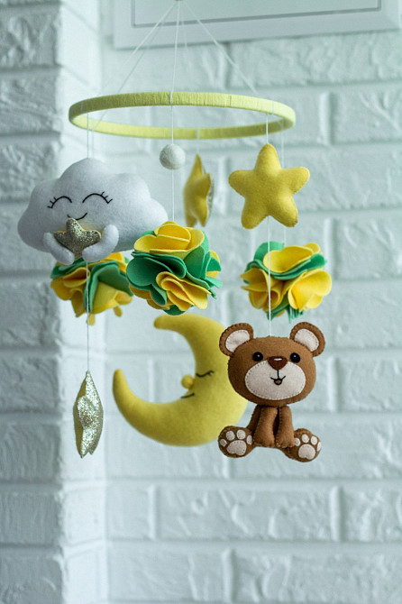 Дитячий мобіль на ліжечко для немовлят ручної роботи WooolyWool «Ведмежатко» Київ - фото 3