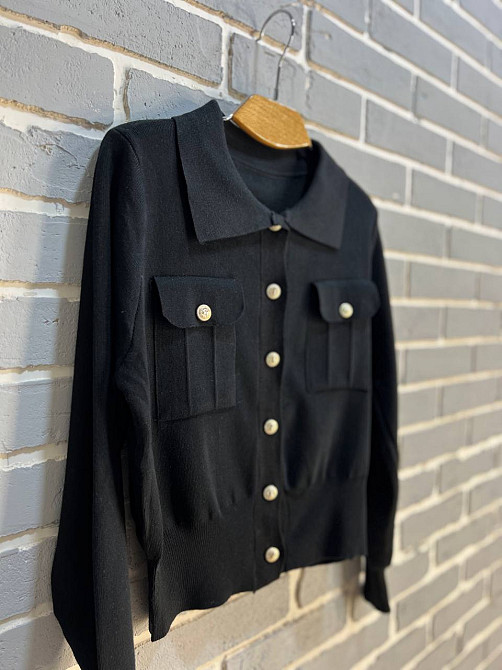 Костюм жіночий De Red 8672 кардиган з комірцем та довга спідницею золоті гудзики one size чорний , ч Одеса - фото 9