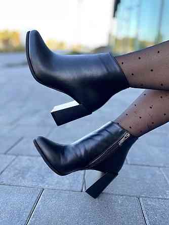 Nivelle Черевики жіночі NIVELLE чорні натуральна шкіра каблук 8см 35р.36р.40р. (4822) Коломыя