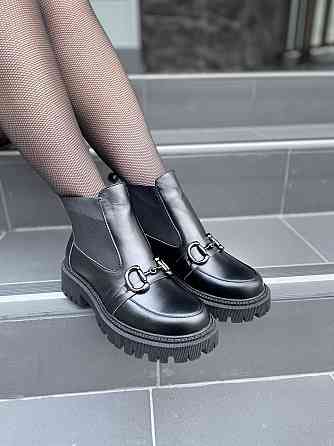 SOTHBY'S Черевики жіночі Sothby's чорні натуральна шкіра весна-осінь размер 36-40 (M-1076 4986) Коломыя