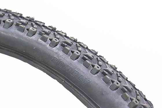 Шина 27,5"x2,10 (54-584) шипована P-798 Київ