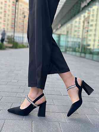 Meideli Жіночі босоніжки чорні із закритим носком літні з еко-замші MEIDELI -1 р. 36-40 Коломыя