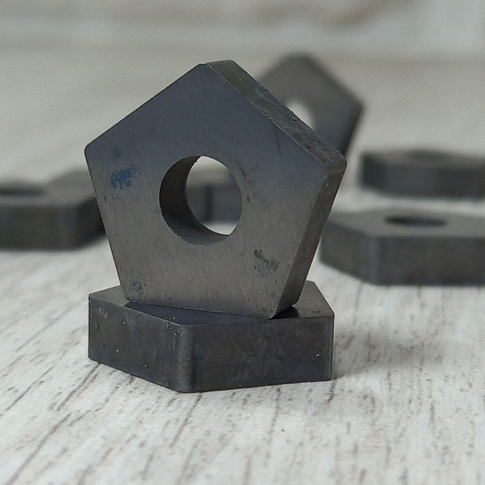Пластина твердосплавна 10113-110408 Т15К6 - змінний різальний елемент для точної та чорнової обробки металу Харків - фото 1