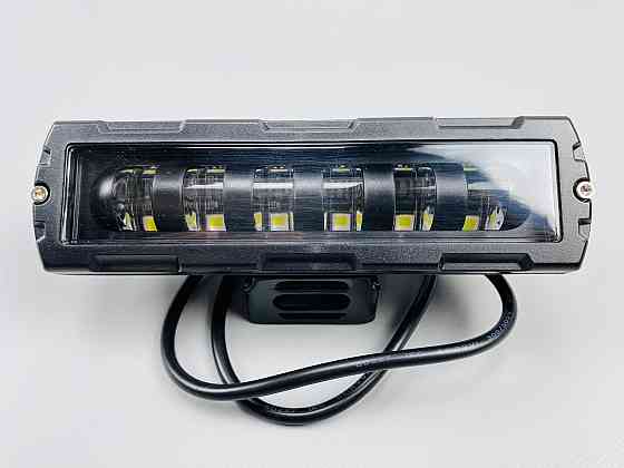 Прямокутна протитуманна світлодіодна лампа для позашляховиків фара 30W LED 6 Led діодів 3D лінза 9-32V Мукачево