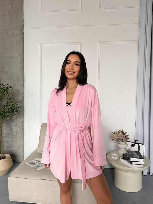 Женский повседневный домашний велюровый комплект тройка: халатик+майка+шорты Розовый Одесса - изображение 5