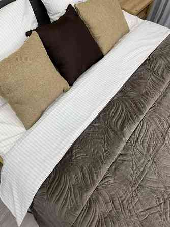 Покривало стьобане Decorator Велюр листя 150х220 см мокко (85-029) Київ