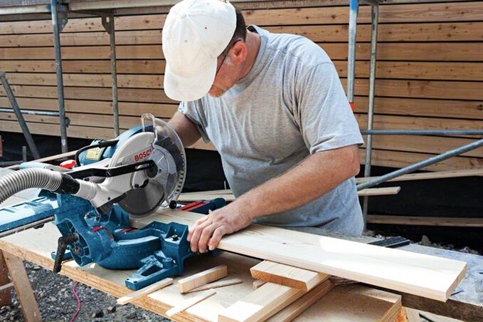 Торцювальна пила Bosch Professional GCM 800 SJ : 1,4 кВт, 5500 об/хв. глибина/довжина різу 70/270 мм, диск 210-216 мм Київ - фото 9