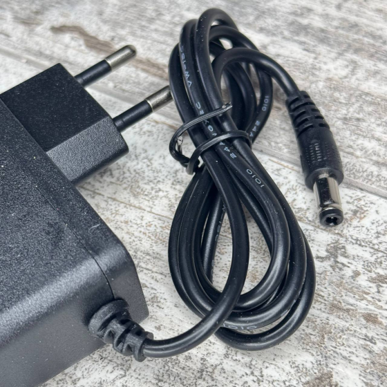 Сетевой адаптер 12В 1А с разъёмом 5.5×2.1/5.5×2.5 мм для Arduino, LED, CCTV камер и электроники Киев