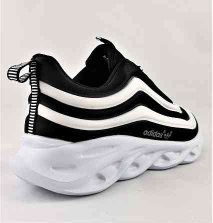 Кросівки Adidas Air Boost Білі Чорні Чоловічі Адідас (розміри: 42) Відео Огляд Дніпро