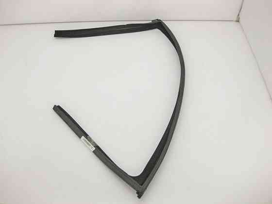 Mercedes-Benz  A2217250125 Ущільнювач опускного скла передніх лівих дверей S-Class W221 Одеса