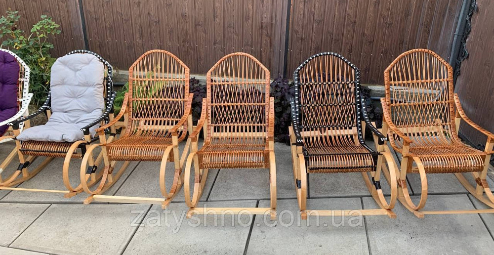 Крісло-гойдалка плетені з ротанга та лози Київ - фото 6