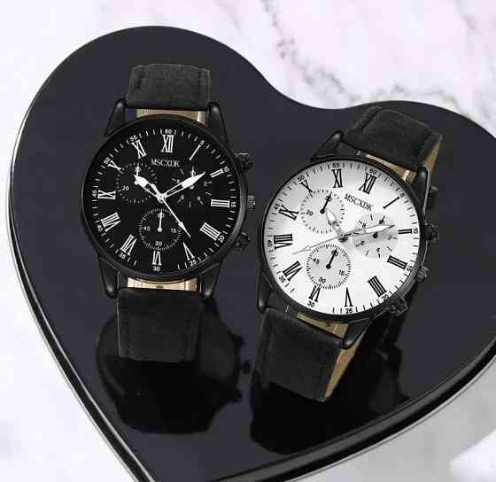 Подарочный набор для мужчин и женщин: 2 парные часы, - диам. 4см, длин 22см, шир. рем. 2см черный Киев