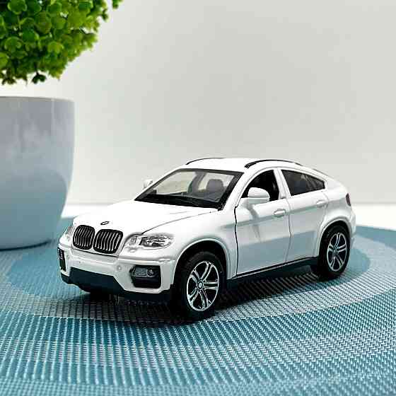 Машина джип Автосвіт BMW x6 металева інерційна 14см Біла (AP-1759) Чернігів