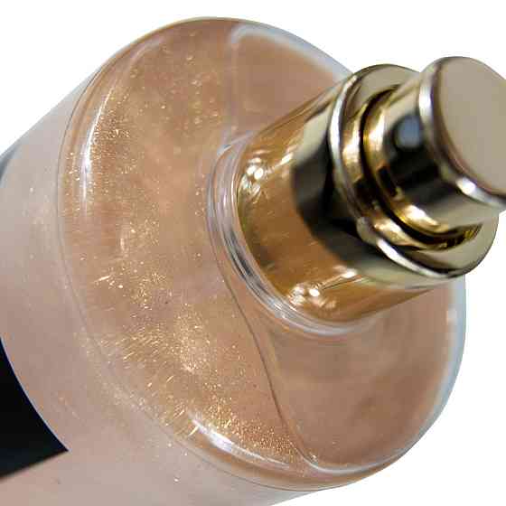 Victoria's Secret Парфюмированный спрей для тела Victorias Secret Velvet Petals Shimmer 250 мл Коломыя