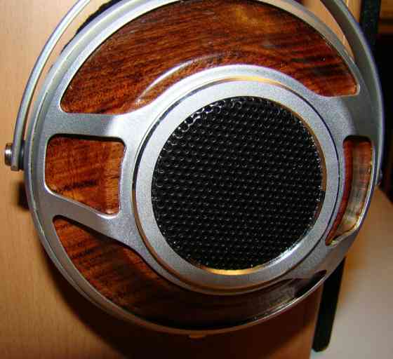 Наушники динамические: Hi-End ,изыски в звуке от Sound Reality /10. Киев