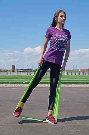 Стрічка-еспандер для фітнесу та реабілітації PowerPlay 4112 0.4мм MediBand Light зелена (9 кг) Київ