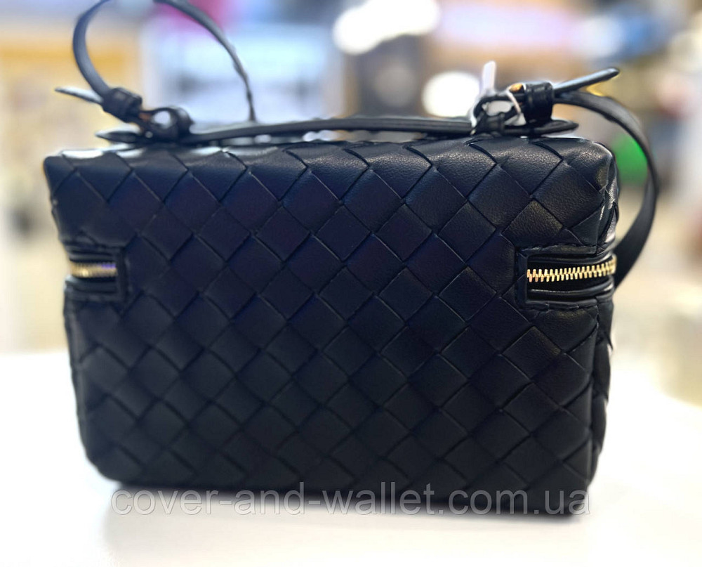 Брендова стильна жіноча сумочка з плетеної шкіри чорного кольору Virginia Conti Київ - фото 7