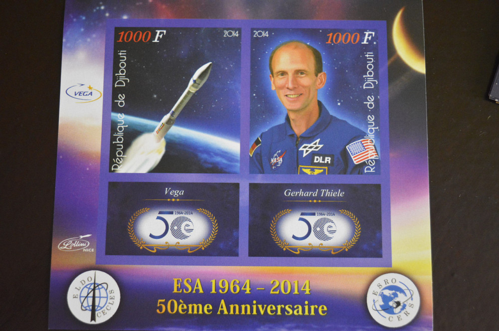 Джибуті. Космос. Марки. Блок. 2013 рік (З) Полтава - фото 1