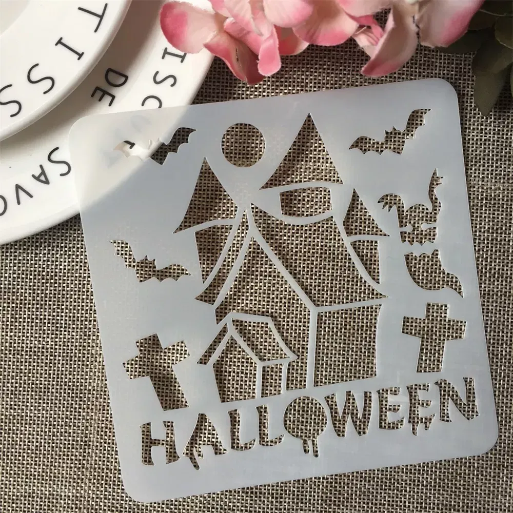 Трафарет для торта на Хелловін Замок із кажанами та написом Halloween кондитерський шаблон для декору випічки Київ - фото 1