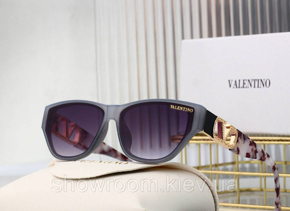Жіночі сонцезахисні окуляри Valentino (22051) grey Київ - фото 1