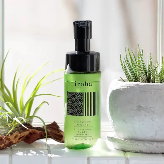 Піна для інтимного догляду Iroha Intimate Wash Foam Type Bergamot and Bitter Orange 150 мл Львов