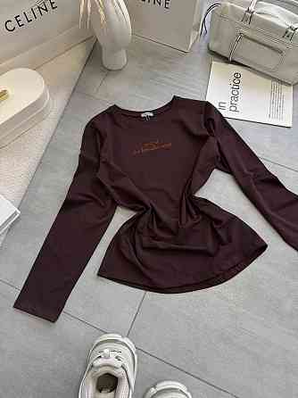 Женский базовый оверсайз лонгслив 