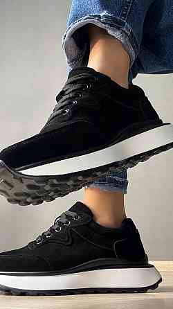 Кроссовки женские Hengji 725-7 замшевые на белой подошве черные, 39, 24,5 см Киев