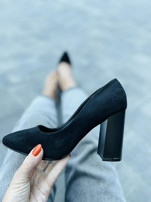 Q&Q Туфлі жіночі QQ C1-8 чорні (весна-осінь, еко-замша) (4745) 36 Коломыя - изображение 1