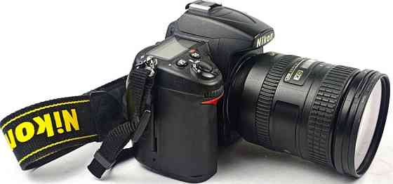 Дзеркальний фотоапарат Nikon D7000 з об'єктивом Nikon AF-S 18-105mm Киев