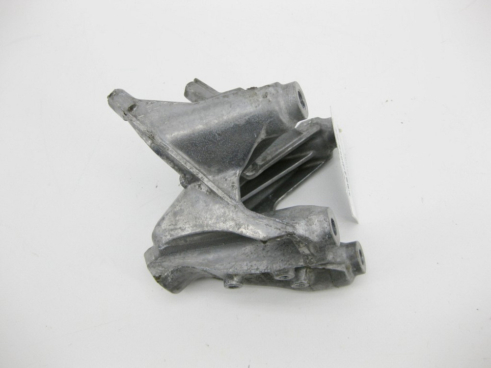 VAG  4M0199307AF Кронштейн/лапа двигуна ліва Одесса - изображение 4