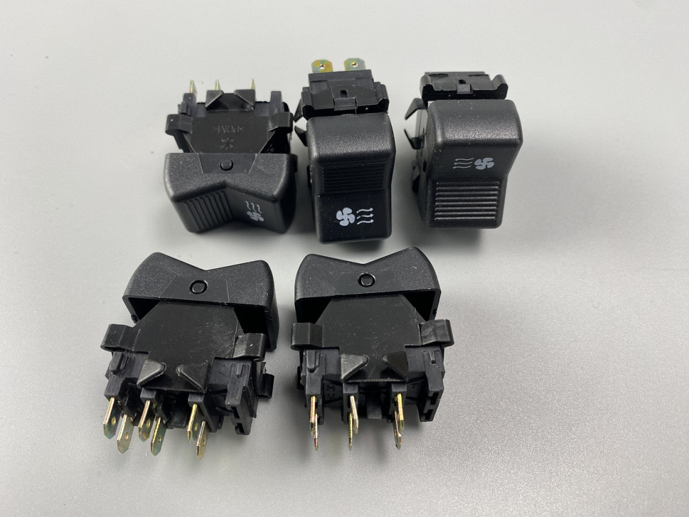 Перемикач (клавіша) вентилятора отопітеля МТЗ Мукачево - фото 7